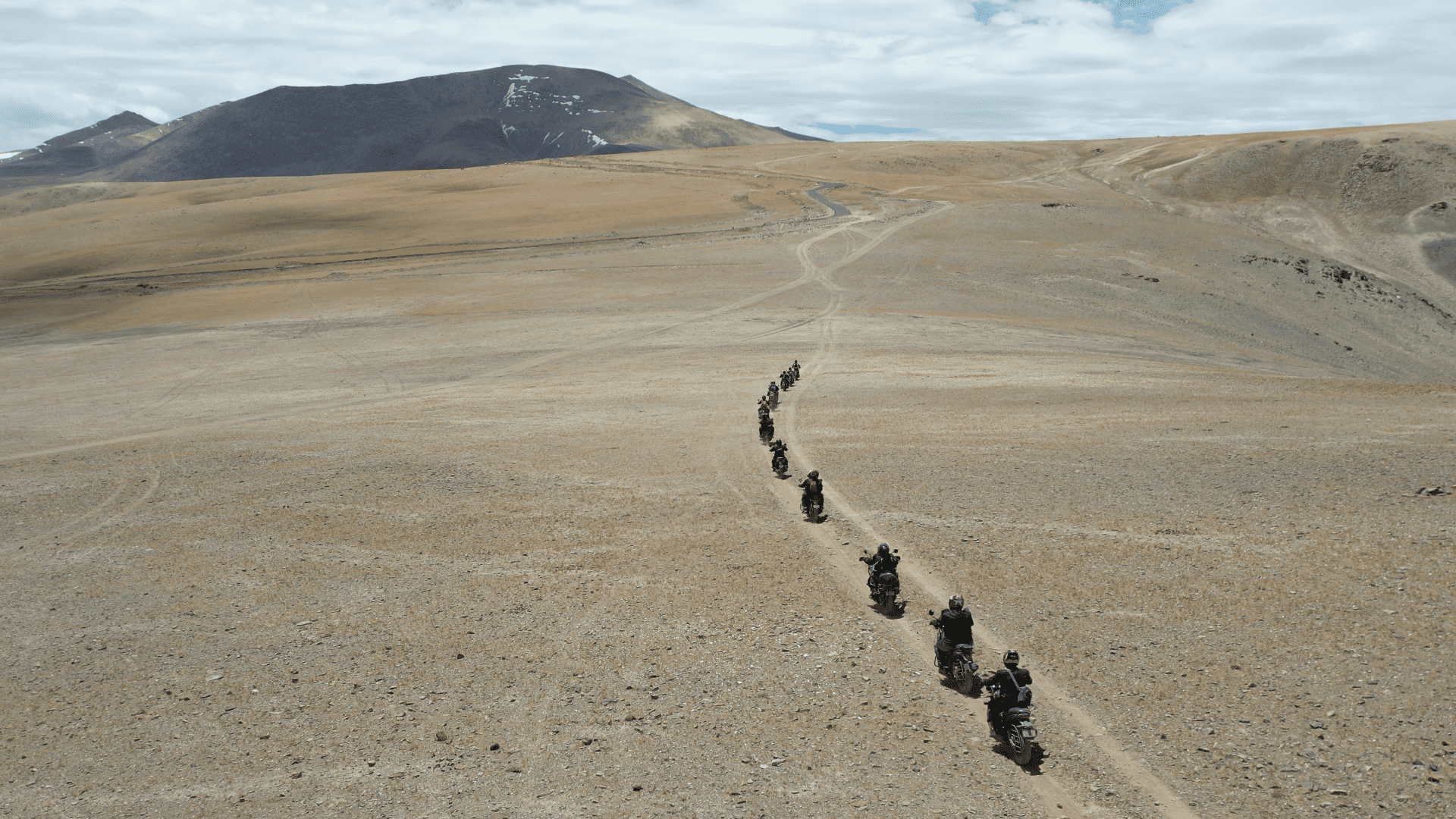 Complete Guide on Delhi to Ladakh Bike Tour